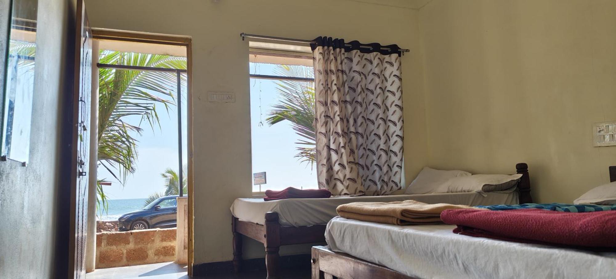 Gokarna Govekar Sea Facing Rooms Extérieur photo